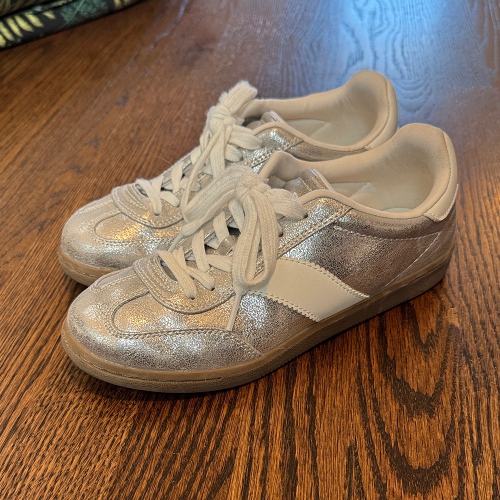 Sparkling Silver Sneakers with Cream Details